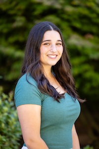 Jaiden Petros, Welcome Center Ambassador Jaiden Petros, Welcome Center Ambassador