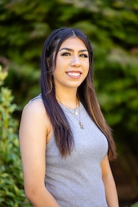 Lindsey Pacheco, Welcome Center Ambassador Lindsey Pacheco, Welcome Center Ambassador